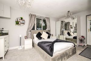 Photo 10- click for photo gallery